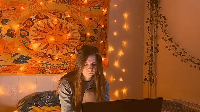 Snapshot of AliceCUNTach chatting on February 19, 2026, 5:04 am AliceCUNTach online show from February 19, 2026, 5:04 am