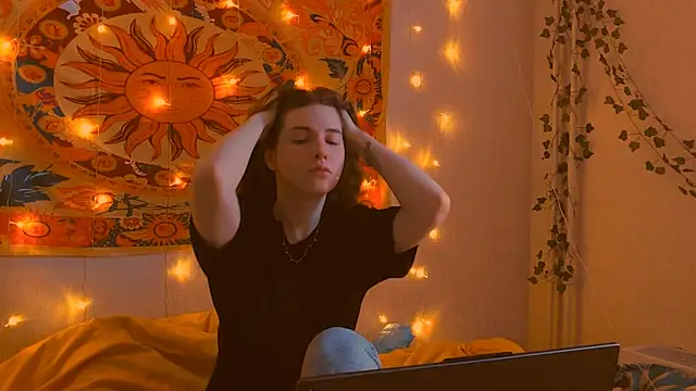 Snapshot of AliceCUNTach chatting on February 25, 2026, 5:07 am AliceCUNTach online show from February 25, 2026, 5:07 am