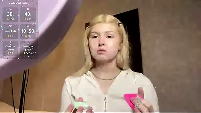 Snapshot of ShontaWasilko chatting on March 4, 2026, 7:43 pm ShontaWasilko online show from March 4, 2026, 7:43 pm