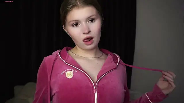 Snapshot of ShontaWasilko chatting on November 27, 2025, 6:41 pm ShontaWasilko online show from November 27, 2025, 6:41 pm