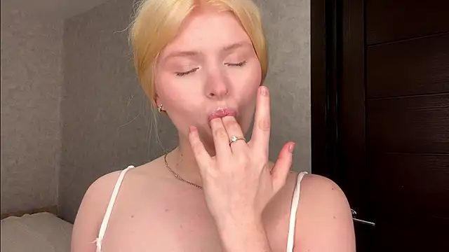 Snapshot of ShontaWasilko chatting on March 1, 2026, 9:15 pm ShontaWasilko online show from March 1, 2026, 9:15 pm