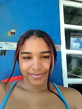 Snapshot of DulceeSalas chatting on September 9, 2025, 6:06 pm DulceeSalas online show from September 9, 2025, 6:06 pm