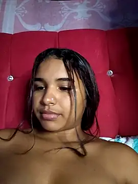 Snapshot of DulceeSalas chatting on September 18, 2025, 2:25 am DulceeSalas online show from September 18, 2025, 2:25 am