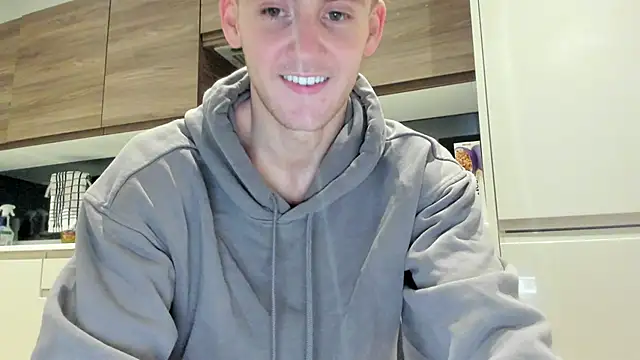 Snapshot of DominantAlex18 chatting on February 4, 2026, 7:03 am DominantAlex18 online show from February 4, 2026, 7:03 am