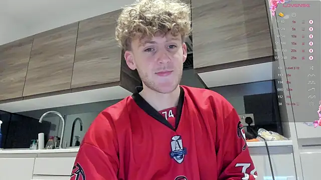 Snapshot of DominantAlex18 chatting on November 20, 2025, 1:56 pm DominantAlex18 online show from November 20, 2025, 1:56 pm