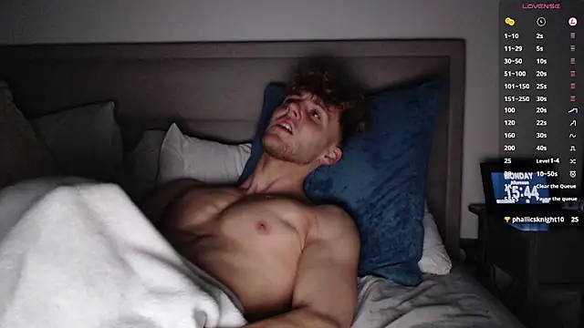 Snapshot of DominantAlex18 chatting on December 22, 2025, 3:45 pm DominantAlex18 online show from December 22, 2025, 3:45 pm