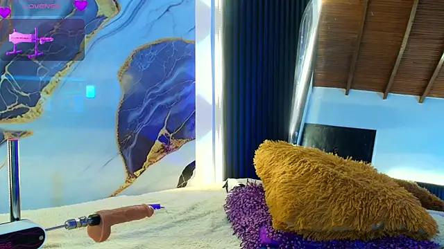 Snapshot of Coral_777 chatting on December 18, 2025, 11:14 am Coral 777 online show from December 18, 2025, 11:14 am