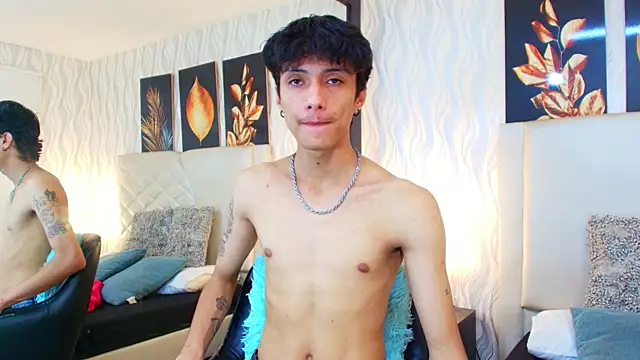 Snapshot of Lean_Portman chatting on November 17, 2025, 10:25 pm Lean Portman online show from November 17, 2025, 10:25 pm