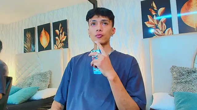 Snapshot of Lean_Portman chatting on September 12, 2025, 9:03 pm Lean Portman online show from September 12, 2025, 9:03 pm