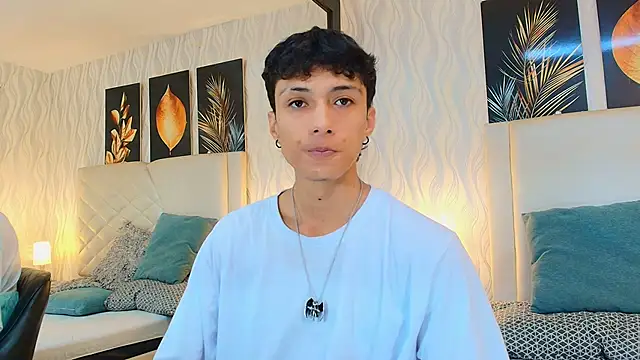 Lean Portman online show from January 13, 2026, 8:35 pm