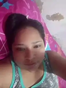 Snapshot of Angelly_ricura chatting on May 26, 2026, 10:52 pm Angelly ricura online show from May 26, 2026, 10:52 pm
