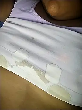 Snapshot of Angelly_ricura chatting on December 19, 2025, 3:21 am Angelly ricura online show from December 19, 2025, 3:21 am