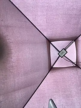 Adele Pinkk online show from November 24, 2025, 12:27 pm