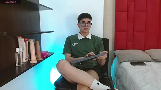 Cady Hot online show from November 10, 2025, 8:14 pm