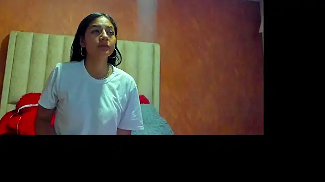 Naomi 205 online show from November 22, 2025, 2:10 am