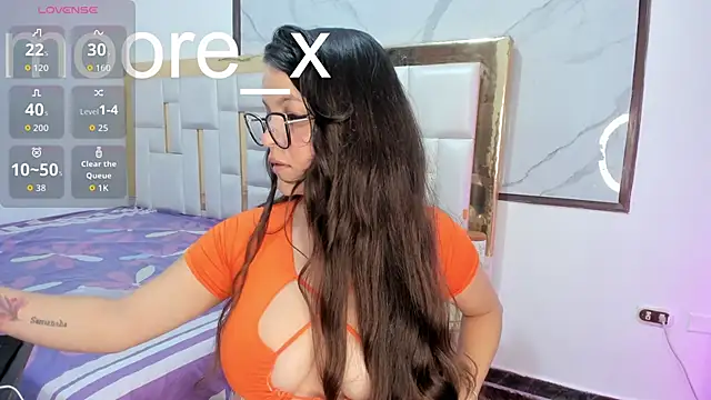 Snapshot of KateMoorex chatting on December 2, 2025, 12:40 pm KateMoorex online show from December 2, 2025, 12:40 pm