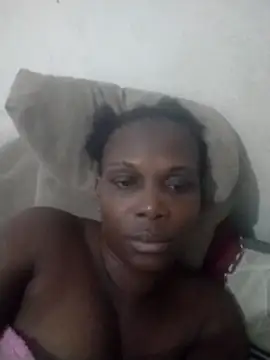 Snapshot of Morena_2021 chatting on October 14, 2025, 7:53 am Morena 2021 online show from October 14, 2025, 7:53 am