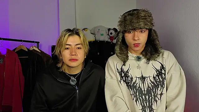 Snapshot of Vamps_Lovers chatting on September 12, 2025, 10:37 am Vamps Lovers online show from September 12, 2025, 10:37 am