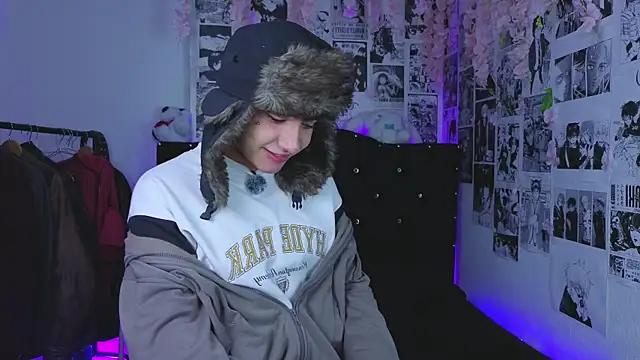 Snapshot of Vamps_Lovers chatting on September 20, 2025, 1:38 pm Vamps Lovers online show from September 20, 2025, 1:38 pm