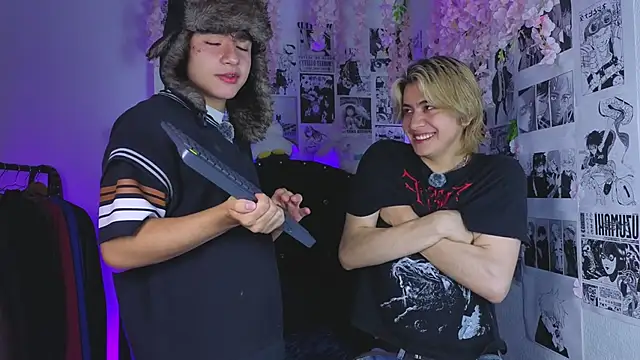 Snapshot of Vamps_Lovers chatting on September 18, 2025, 1:25 pm Vamps Lovers online show from September 18, 2025, 1:25 pm