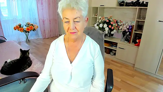 HotandMature online show from March 29, 2026, 2:30 pm