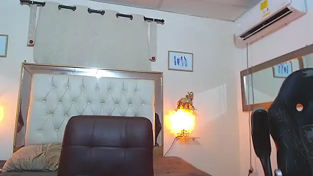 Snapshot of hanna_roussex69 chatting on September 27, 2025, 2:39 am hanna roussex69 online show from September 27, 2025, 2:39 am