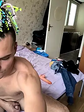 Snapshot of Rostik15442 chatting on September 25, 2025, 11:16 am Rostik15442 online show from September 25, 2025, 11:16 am