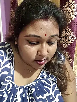 Snapshot of hotbhabhi011 chatting on April 8, 2026, 3:46 pm hotbhabhi011 online show from April 8, 2026, 3:46 pm