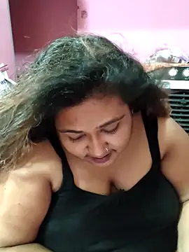 Snapshot of hotbhabhi011 chatting on April 3, 2026, 3:07 pm hotbhabhi011 online show from April 3, 2026, 3:07 pm