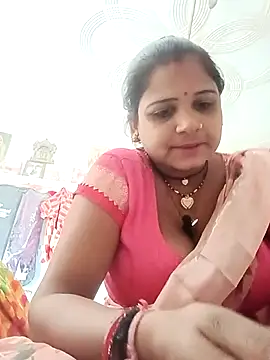 Snapshot of Rani_sahiba chatting on December 15, 2025, 9:37 am Rani sahiba online show from December 15, 2025, 9:37 am