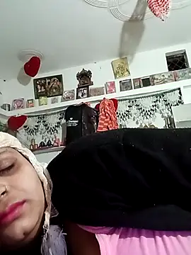 Snapshot of Rani_sahiba chatting on December 1, 2025, 7:37 pm Rani sahiba online show from December 1, 2025, 7:37 pm