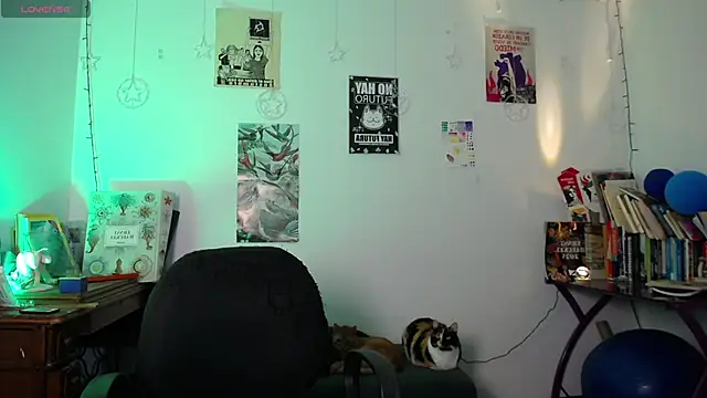 AlmaNanax online show from February 14, 2026, 1:17 am