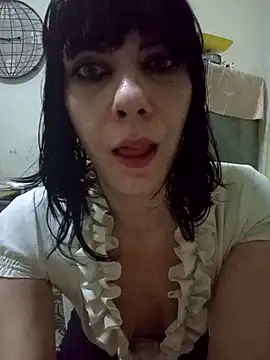 Snapshot of Lea9816 chatting on October 2, 2025, 12:47 am Lea9816 online show from October 2, 2025, 12:47 am