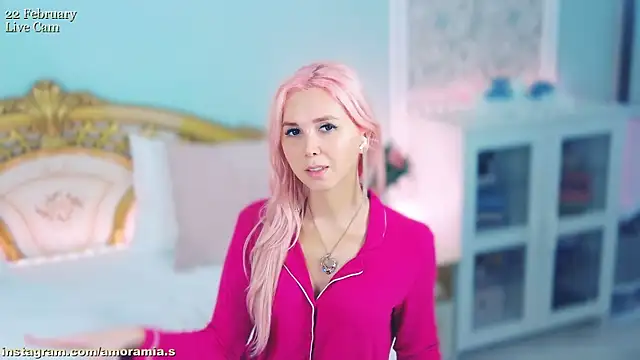 Snapshot of Amoramias chatting on February 22, 2026, 5:25 pm Amoramias online show from February 22, 2026, 5:25 pm