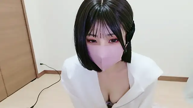 Nao chan 1 online show from November 11, 2025, 4:02 pm