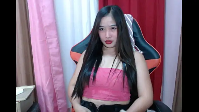 Snapshot of Chubby_HotLady chatting on February 15, 2026, 1:32 pm Chubby HotLady online show from February 15, 2026, 1:32 pm