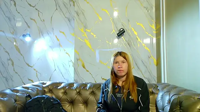 Olivia11  online show from February 7, 2026, 12:35 pm