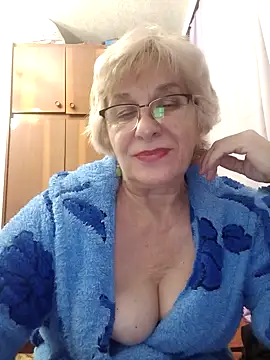 Snapshot of 52MiaLove02 chatting on January 6, 2026, 5:50 pm 52MiaLove02 online show from January 6, 2026, 5:50 pm