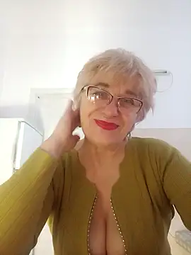 Snapshot of 52MiaLove02 chatting on January 16, 2026, 5:44 am 52MiaLove02 online show from January 16, 2026, 5:44 am