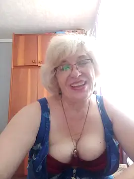52MiaLove02 online show from May 16, 2026, 10:36 am