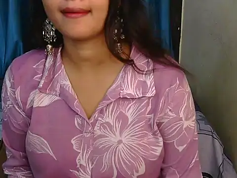 priya-kumari22 online show from October 6, 2025, 5:08 am