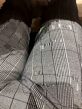 DarkSkiined online show from October 28, 2025, 10:36 am