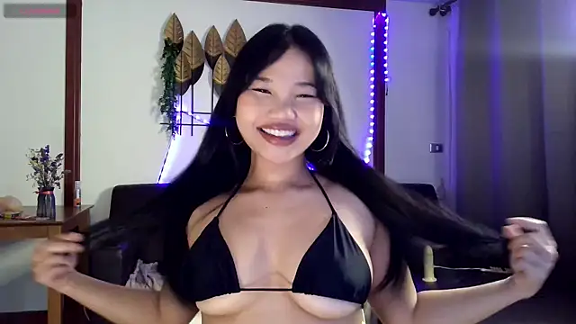 Snapshot of Earny_baby chatting on September 29, 2025, 8:14 pm Earny baby online show from September 29, 2025, 8:14 pm