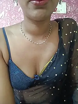 Snapshot of riyaroy9999 chatting on July 18, 2026, 10:46 am riyaroy9999 online show from July 18, 2026, 10:46 am