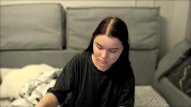 Isabellaprincess online show from September 20, 2025, 4:56 pm