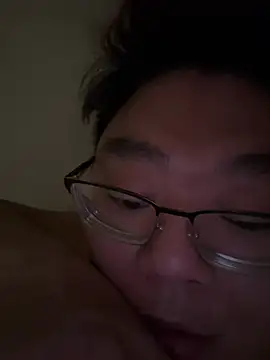 Snapshot of Kevinchung1 chatting on March 22, 2026, 9:33 am Kevinchung1 online show from March 22, 2026, 9:33 am
