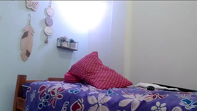 Snapshot of ashlyanaldeep18 chatting on December 16, 2025, 2:38 am ashlyanaldeep18 online show from December 16, 2025, 2:38 am