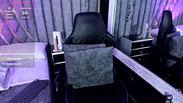 SkylerBloomm online show from March 16, 2026, 5:44 am