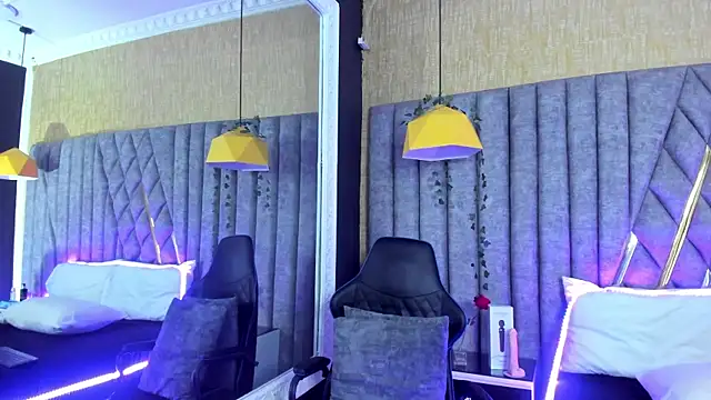 SkylerBloomm online show from February 22, 2026, 2:47 am