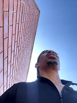 Snapshot of fitsexyman chatting on September 18, 2025, 12:19 pm fitsexyman online show from September 18, 2025, 12:19 pm